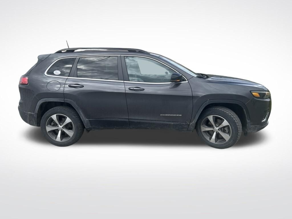 Used 2022 Jeep Cherokee Limited SUV