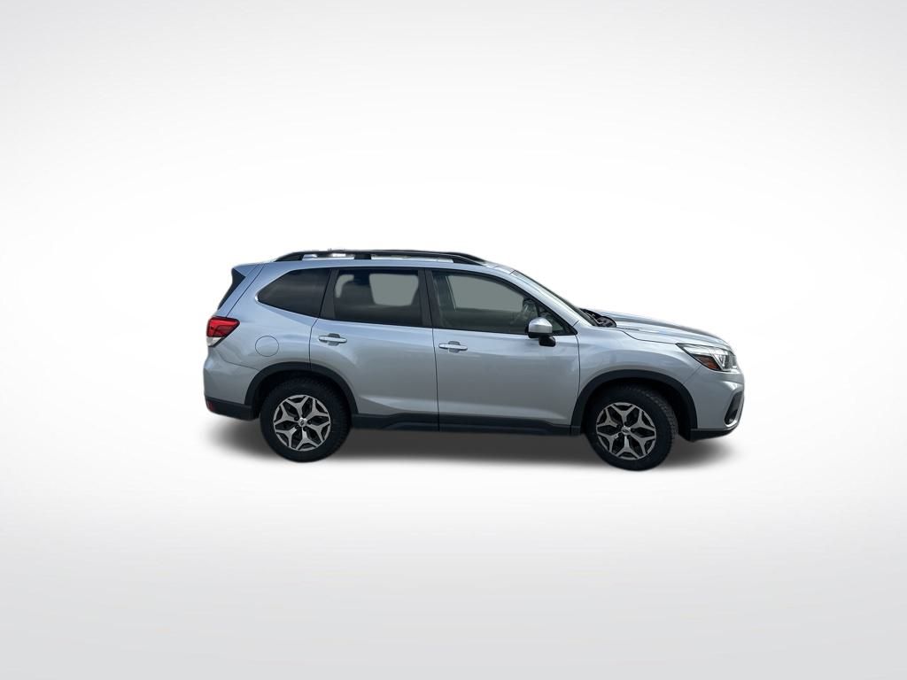 2019 Subaru Forester Premium photo 2