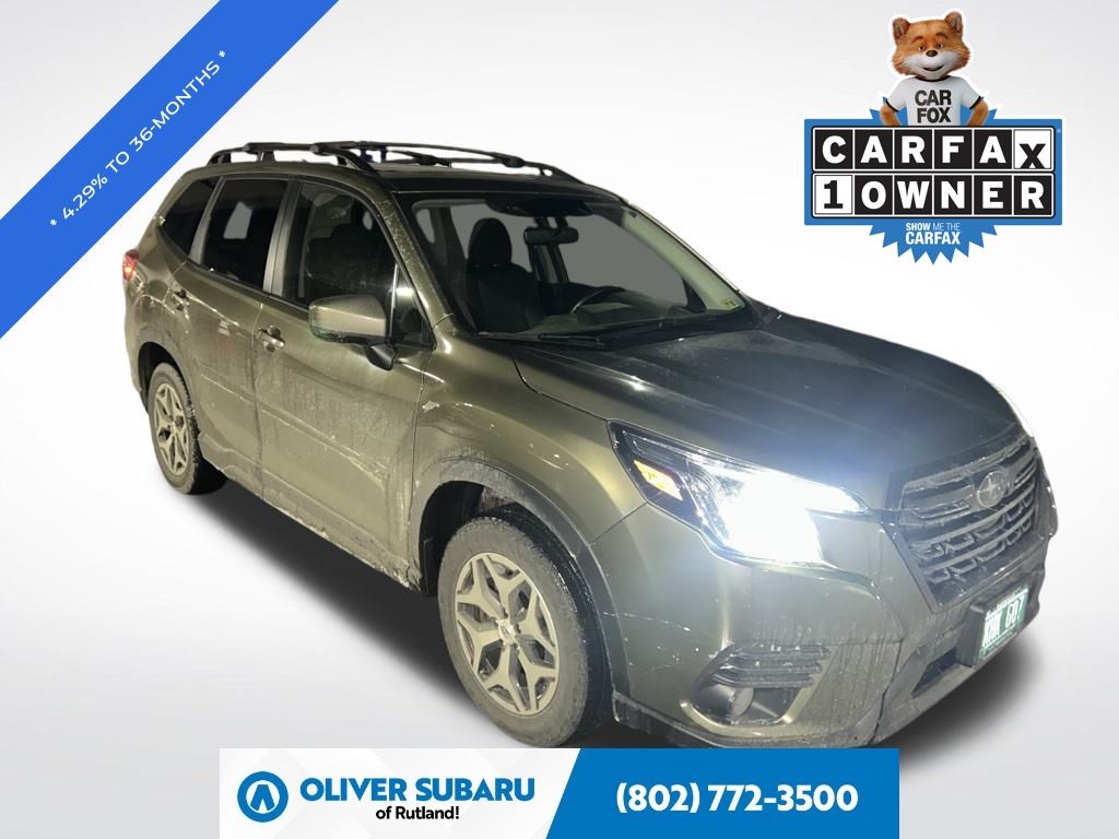 2023 Subaru Forester Premium's photo