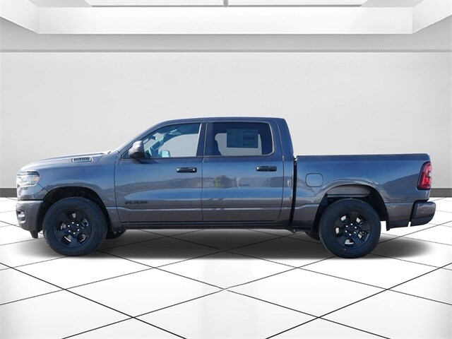 2025 Ram 1500 Tradesman photo 2