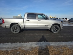 2026 Ram 1500 BIG HORN CREW CAB 4X4 5'7 BOX Pickup