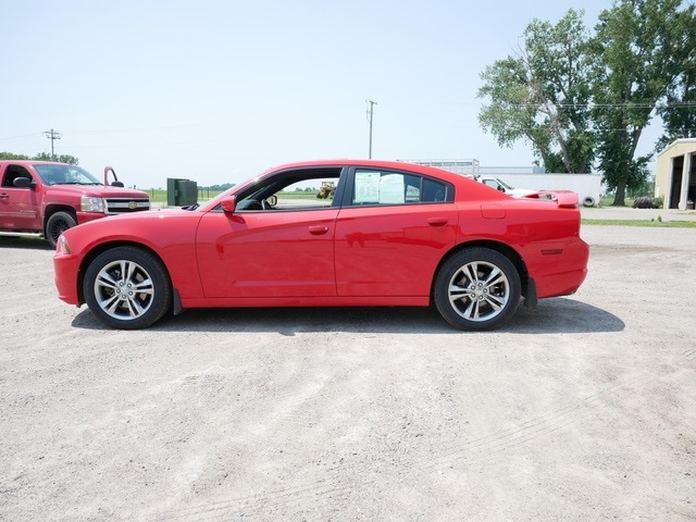 Used 2014 Dodge Charger SXT with VIN 2C3CDXJG8EH114941 for sale in Olivia, Minnesota