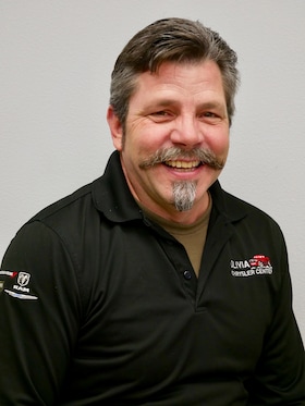 Staff member Kevin Reineke from ID_052a4e631ec8