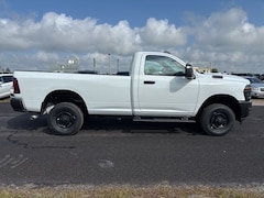 2026 Ram 2500 TRADESMAN REGULAR CAB 4X4 8' BOX Pickup