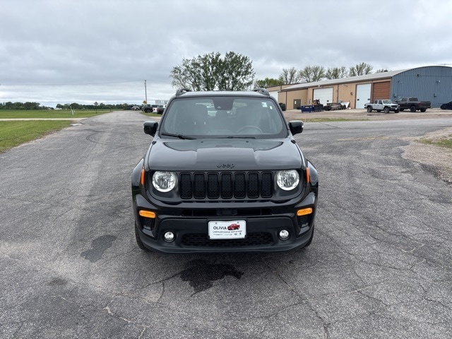 Used 2022 Jeep Renegade Altitude with VIN ZACNJDE11NPP01222 for sale in Olivia, Minnesota