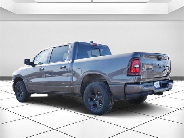 2025 Ram 1500 Tradesman photo 3
