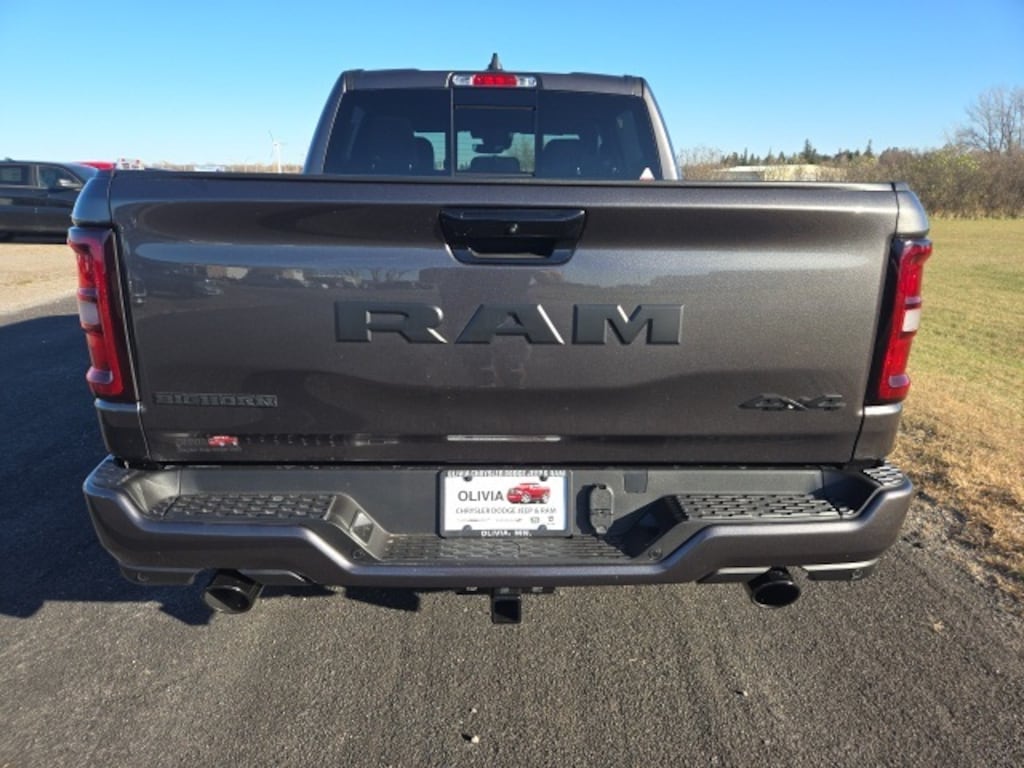 New 2026 Ram 1500 BIG HORN CREW CAB 4X4 5'7 BOX Pickup