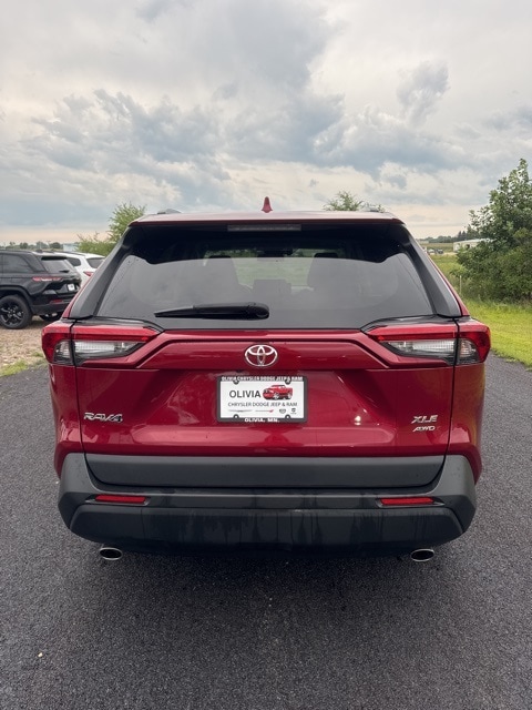 Used 2022 Toyota RAV4 XLE with VIN 2T3P1RFV7NW289576 for sale in Olivia, Minnesota