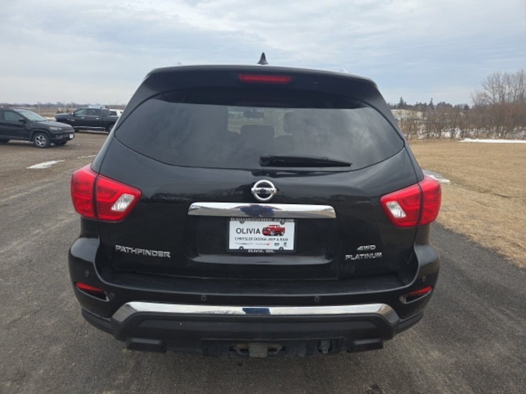 Used 2020 Nissan Pathfinder Platinum SUV