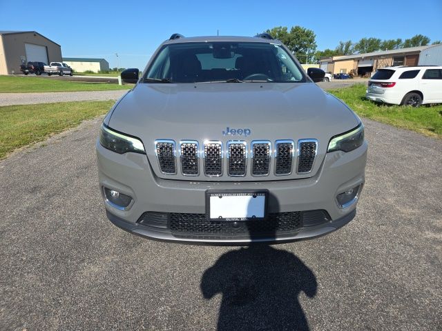 Used 2022 Jeep Cherokee Limited with VIN 1C4PJMDX8ND531179 for sale in Olivia, Minnesota