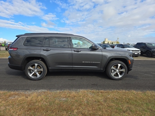 2025 Jeep Grand Cherokee Sport Utility 