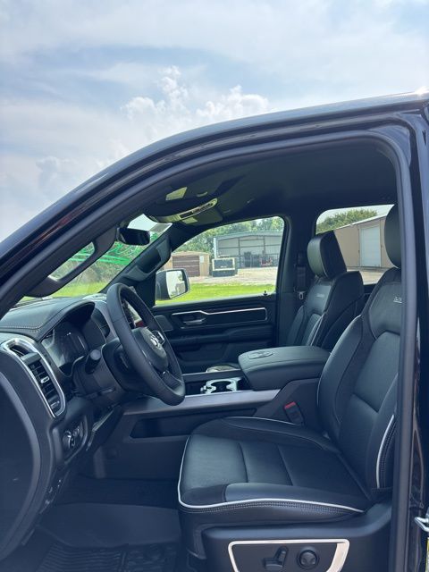 2026 RAM 1500 Laramie - Photo 6