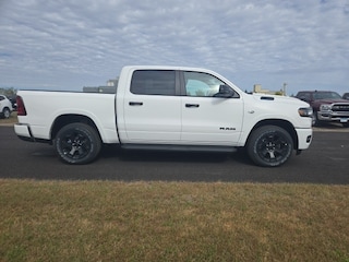 2026 Ram 1500 BIG HORN CREW CAB 4X4 5'7 BOX Pickup