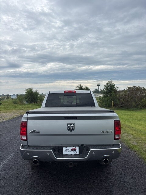 2016 Ram 1500 Big Horn photo 2