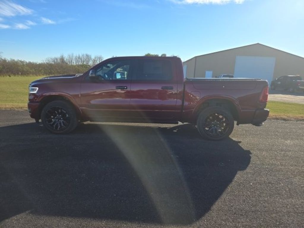 New 2026 Ram 1500 LIMITED CREW CAB 4X4 5'7 BOX Pickup