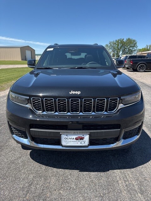2025 Jeep Grand Cherokee L photo 4