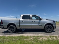 2025 Ram 1500 BIG HORN CREW CAB 4X4 5'7 BOX Pickup