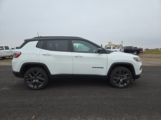 2026 Jeep Compass Limited Altitude 4X4's photo