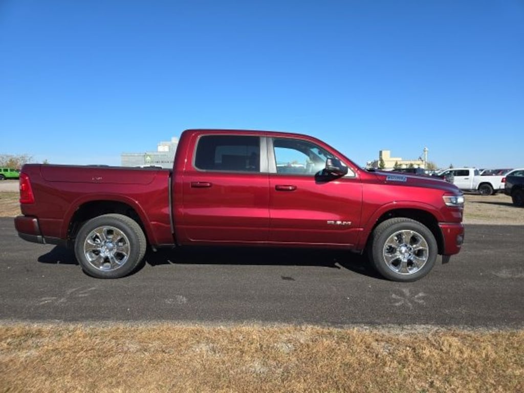 New 2026 Ram 1500 BIG HORN CREW CAB 4X4 5'7 BOX Pickup