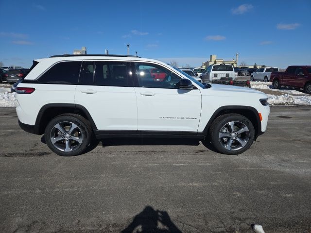 2026 Jeep Grand Cherokee Sport Utility 