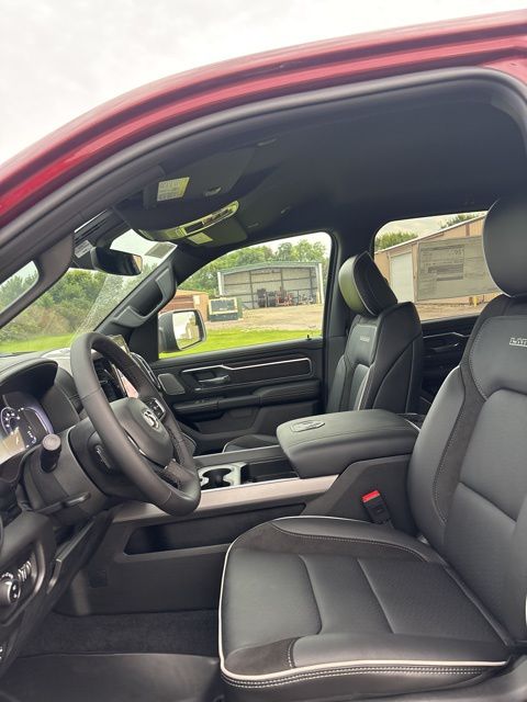 2026 RAM 1500 Laramie - Photo 6