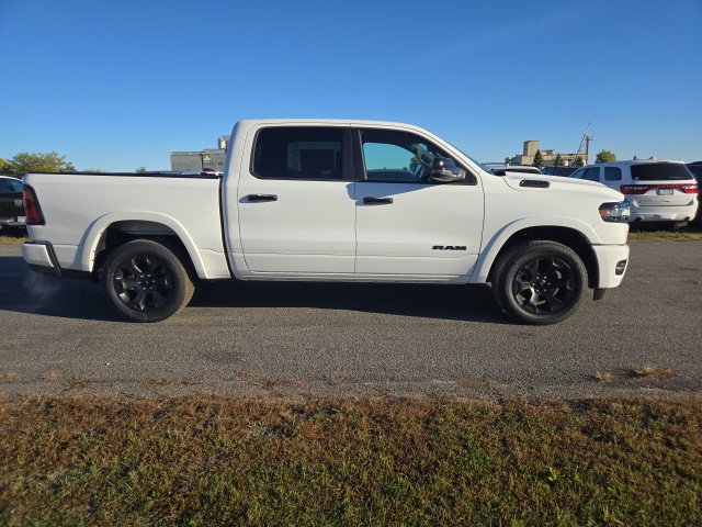 2027 Ram 1500 BIG HORN CREW CAB 4X4 5'7 BOX Pickup
