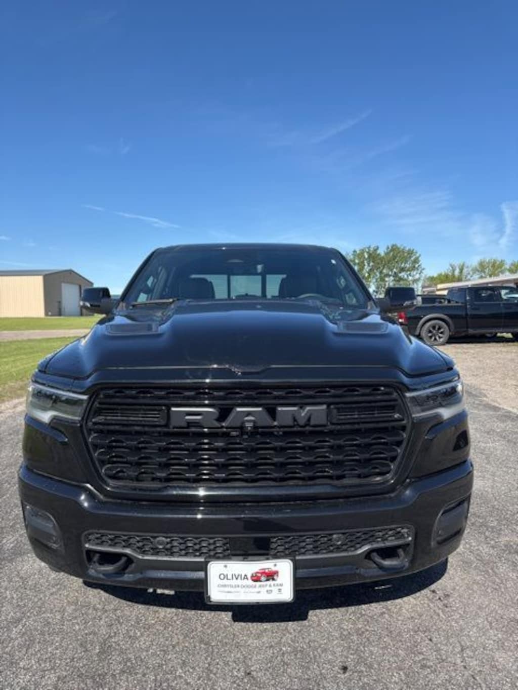 New 2025 Ram 1500 LIMITED CREW CAB 4X4 5'7 BOX Pickup