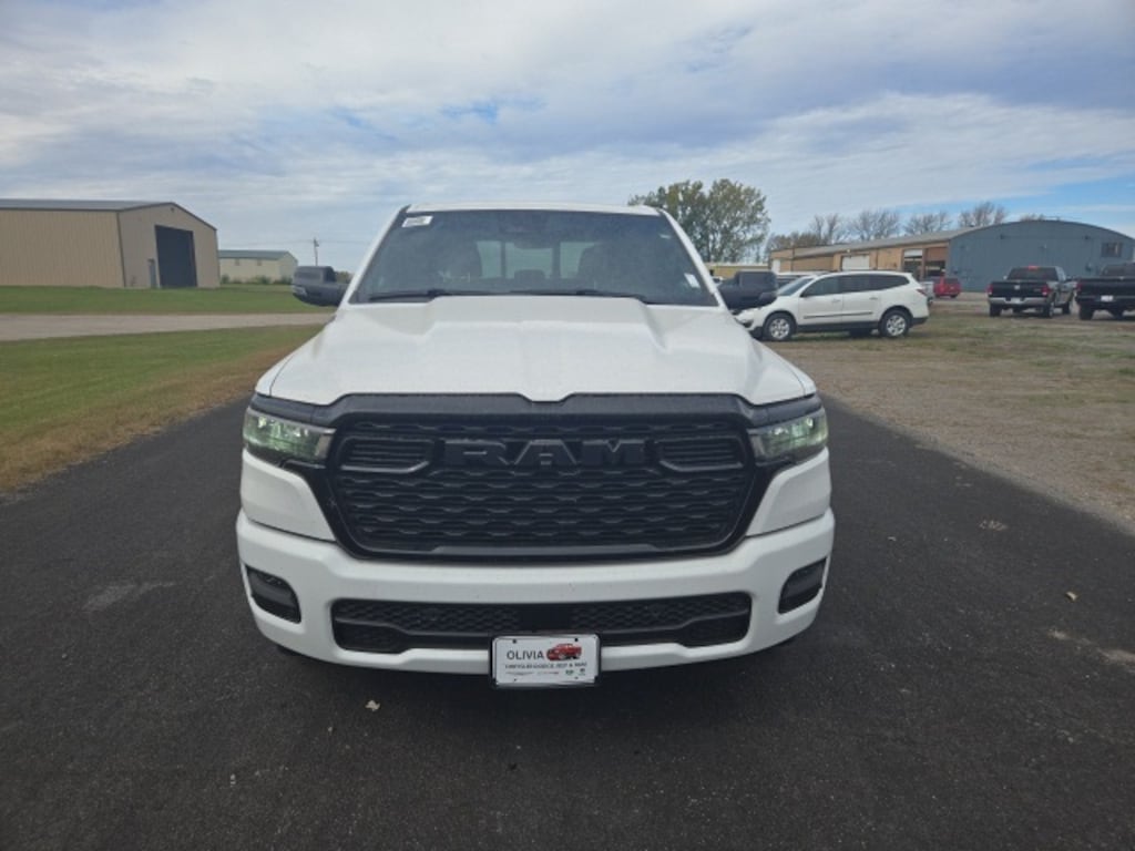 New 2026 Ram 1500 BIG HORN CREW CAB 4X4 5'7 BOX Pickup