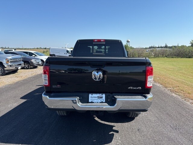 2024 Ram 2500 Tradesman photo 3