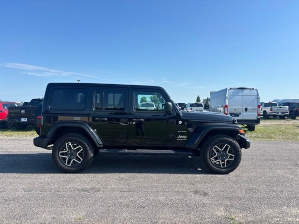 Used 2024 Jeep Wrangler Sahara SUV