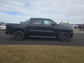 2026 Ram 1500 LARAMIE CREW CAB 4X4 5'7 BOX Pickup
