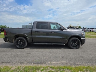 2026 Ram 1500 LARAMIE CREW CAB 4X4 5'7 BOX Pickup