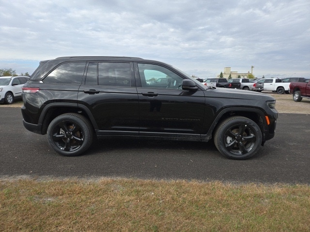 2025 Jeep Grand Cherokee Sport Utility 