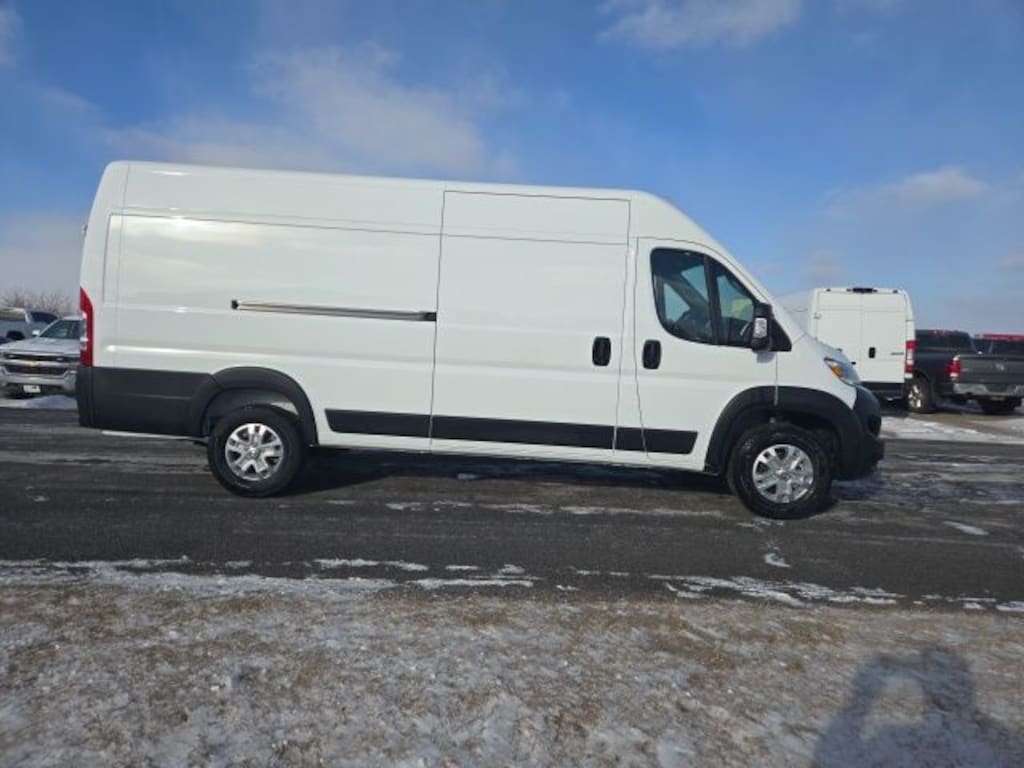 New 2026 Ram ProMaster PROMASTER 3500 SLT CARGO VAN HIGH ROOF 159' WB EXT Cargo Van