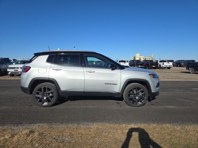 2026 Jeep Compass Limited Altitude 4X4's photo