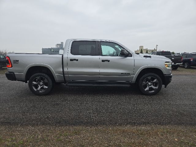 2024 RAM 1500 Big Horn/Lone Star 4x4 Crew Cab 5'7's photo