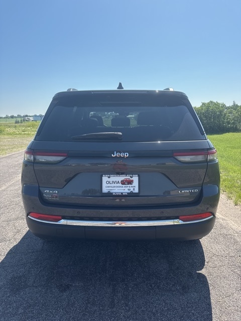 Used 2022 Jeep Grand Cherokee Limited with VIN 1C4RJHBG9N8616284 for sale in Olivia, Minnesota