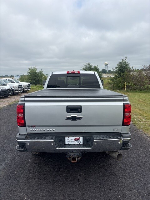 2019 Chevrolet Silverado 3500HD LTZ photo 2