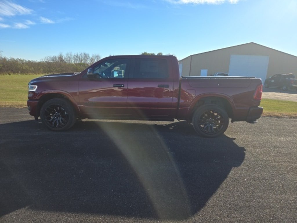 New 2026 Ram 1500 LIMITED CREW CAB 4X4 5'7 BOX Pickup