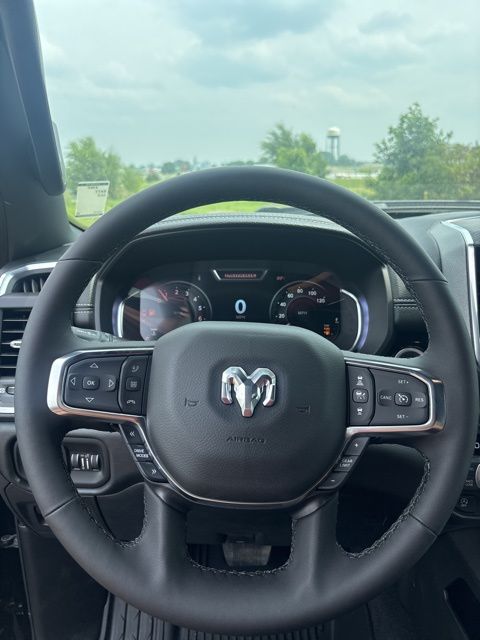 2026 RAM 1500 Laramie - Photo 8