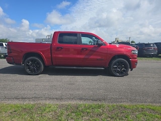 2026 Ram 1500 LARAMIE CREW CAB 4X4 5'7 BOX Pickup
