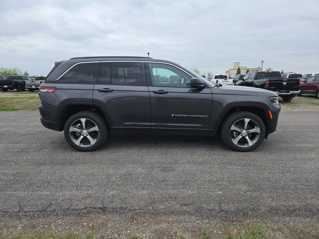 2026 Jeep Grand Cherokee Sport Utility 