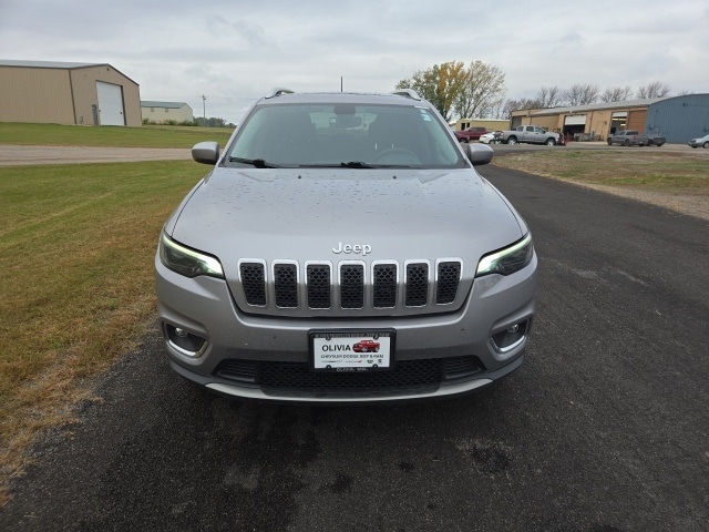 Used 2019 Jeep Cherokee Limited with VIN 1C4PJMDX3KD476992 for sale in Olivia, Minnesota