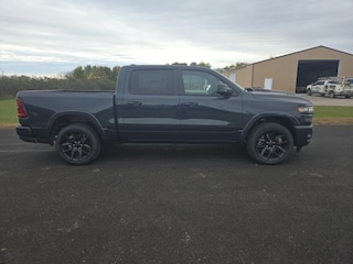 2026 Ram 1500 LARAMIE CREW CAB 4X4 5'7 BOX Pickup