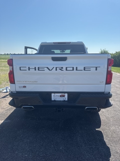 Used 2022 Chevrolet Silverado 1500 Limited LT Trail Boss with VIN 3GCPYFED9NG201582 for sale in Olivia, Minnesota