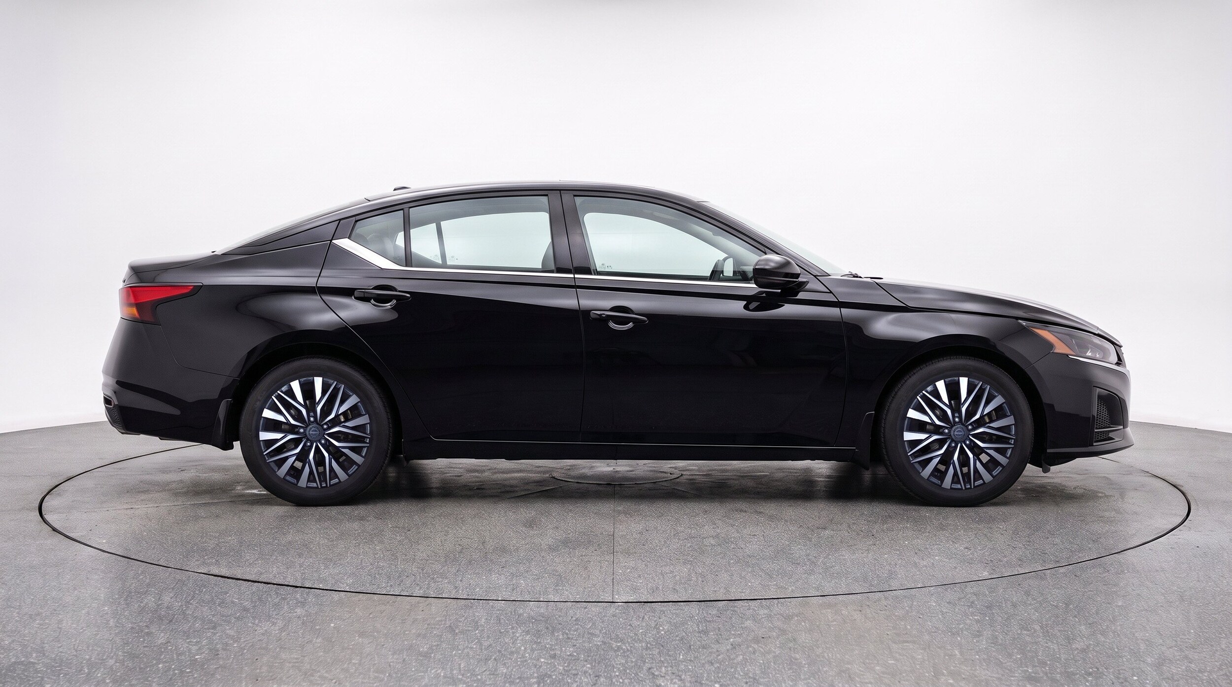Thumbnail: 2026 Nissan Altima - 10