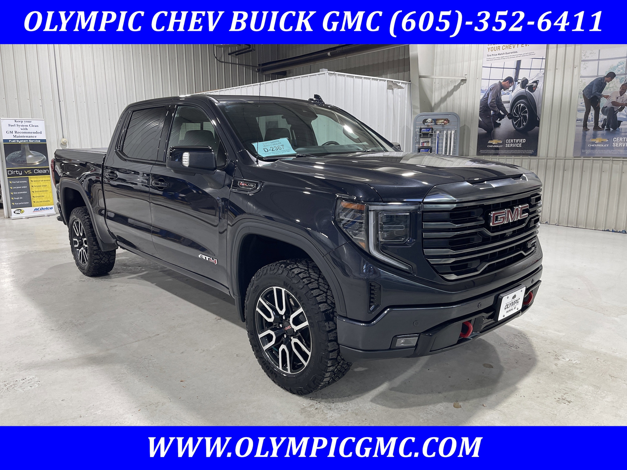 2023 GMC Sierra 4WD Crew Cab Short Box AT4's photo