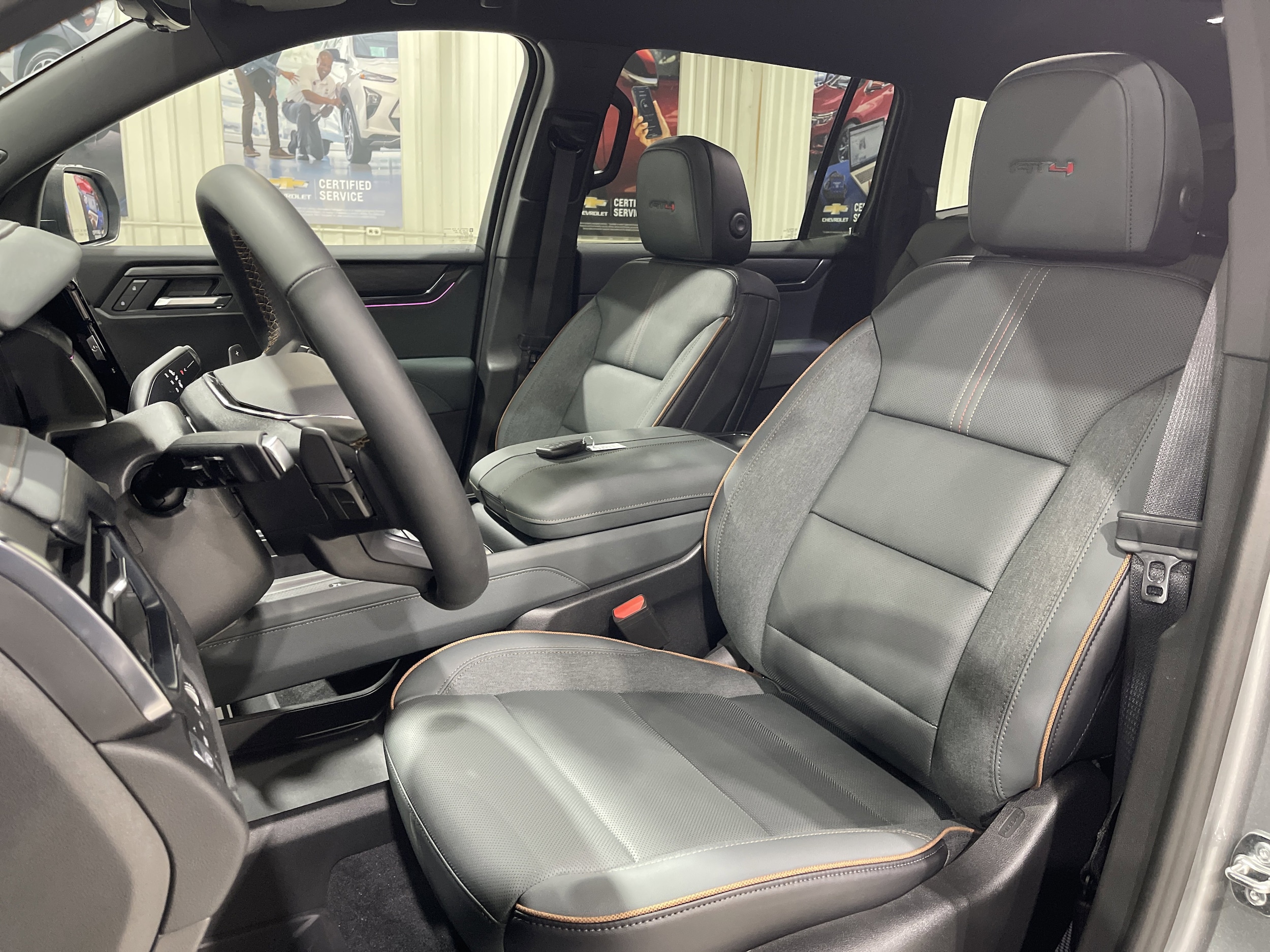 2026 GMC Acadia AT4 - Photo 20