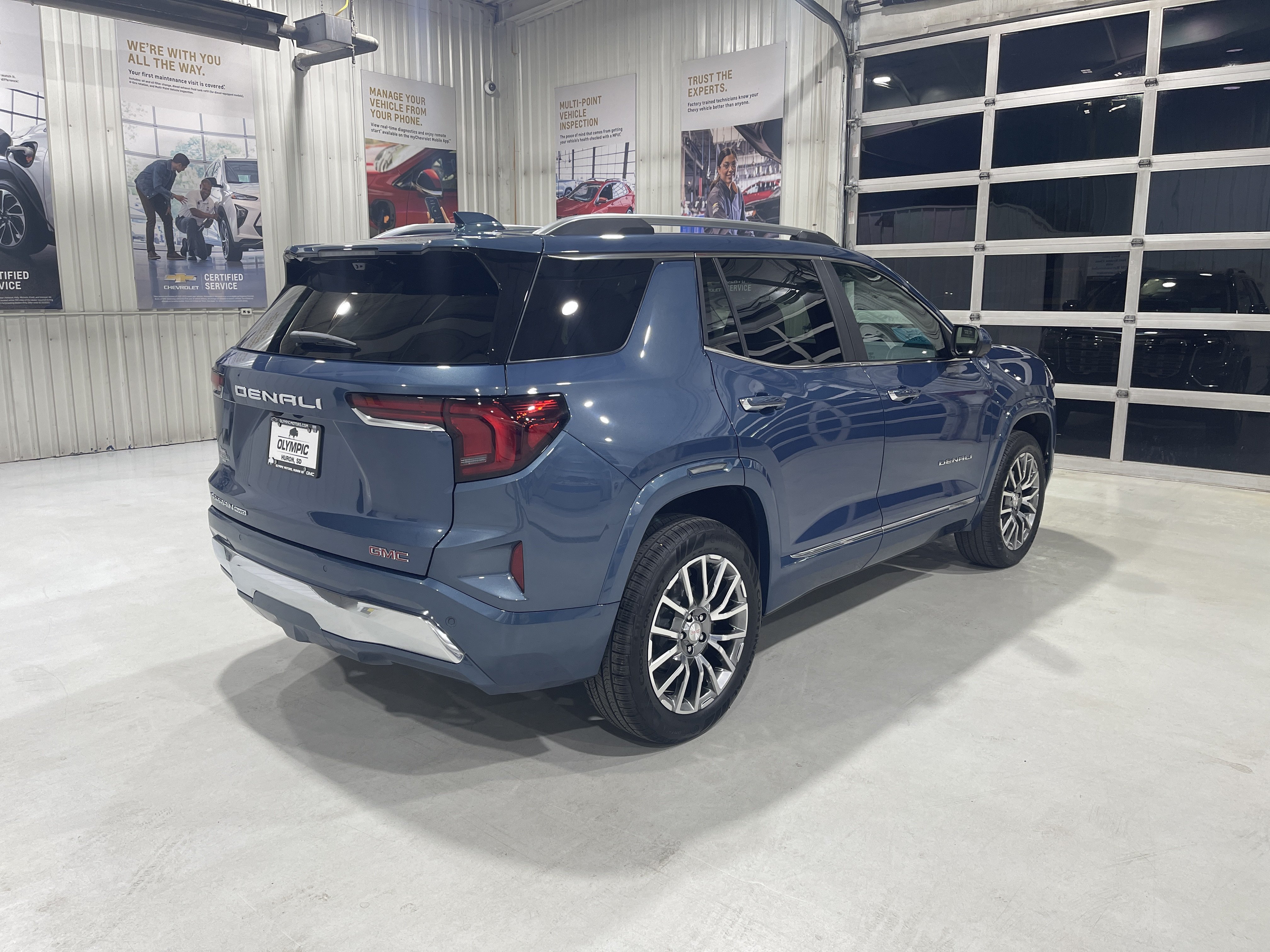 2027 GMC Terrain Denali - Photo 8