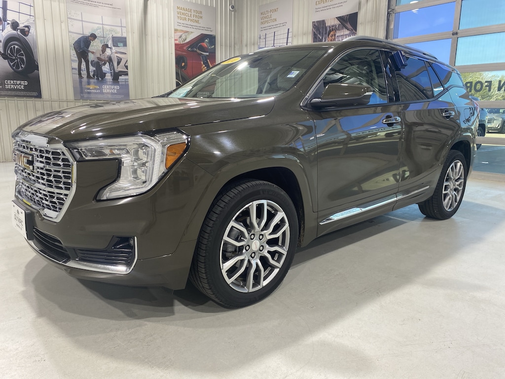 Used 2024 GMC Terrain Denali SUV